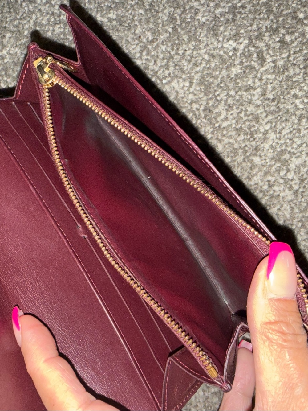 Louis Vuitton Vernis Long Wallet - Burgundy - Authentic - Picture 6 of 7